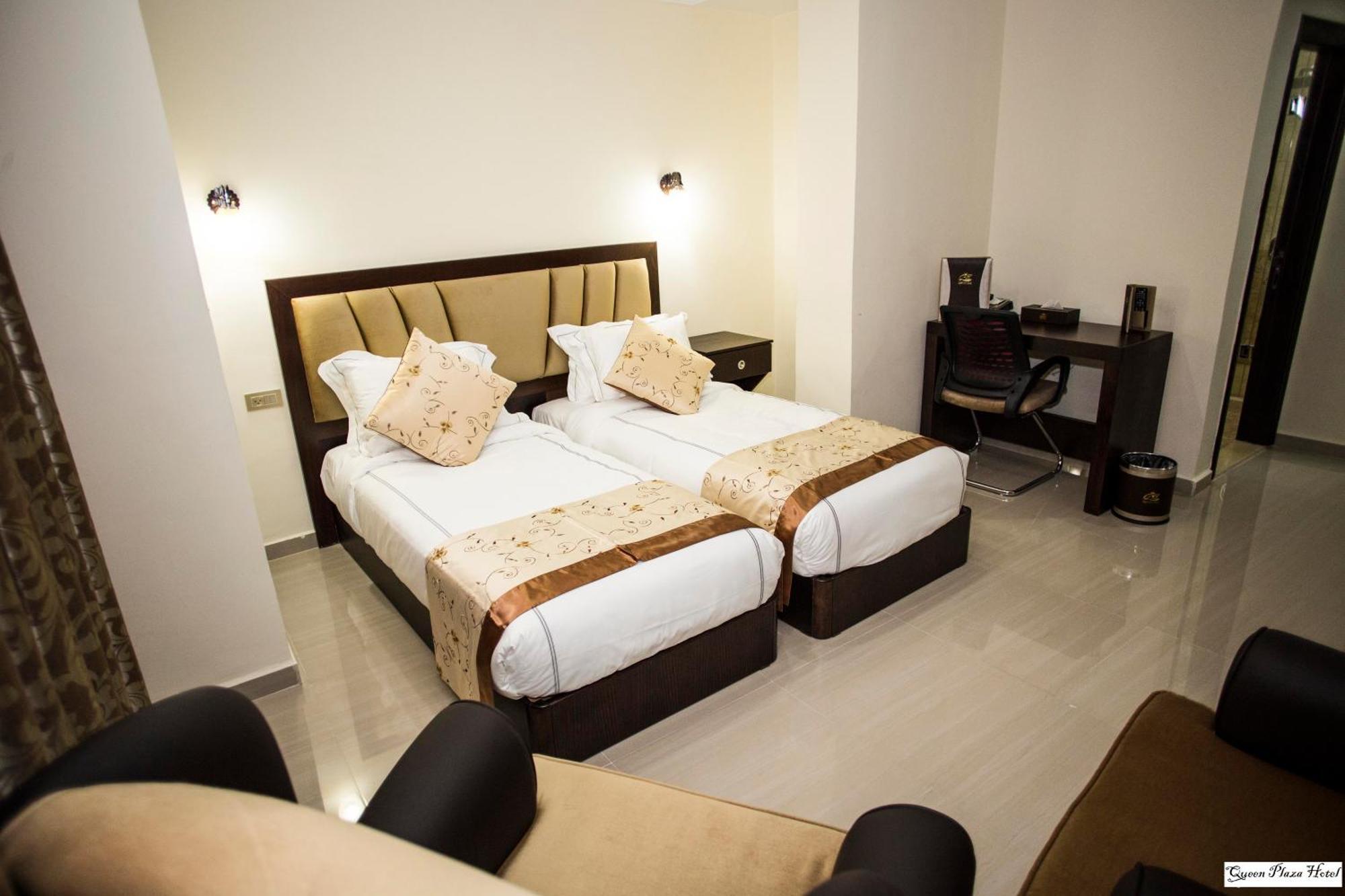 Queen Plaza Hotel Hebron Room photo